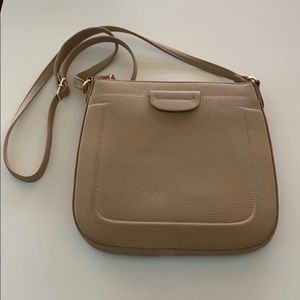 Crossbody purse